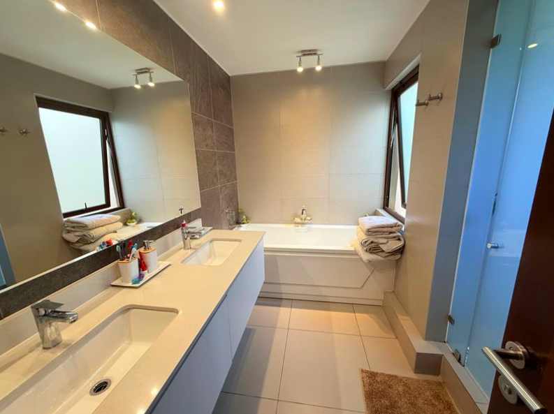 CASA EN PIE ANDINO/LOS LITRES