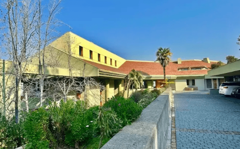 Exclusiva Casa En Santa María Manquehue