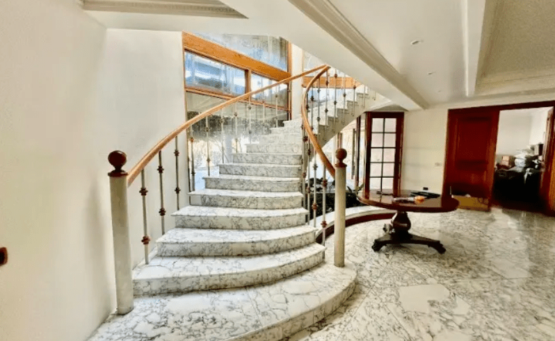Exclusiva Casa En Santa María Manquehue