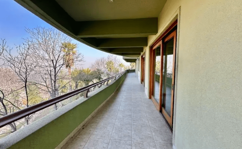 Exclusiva Casa En Santa María Manquehue