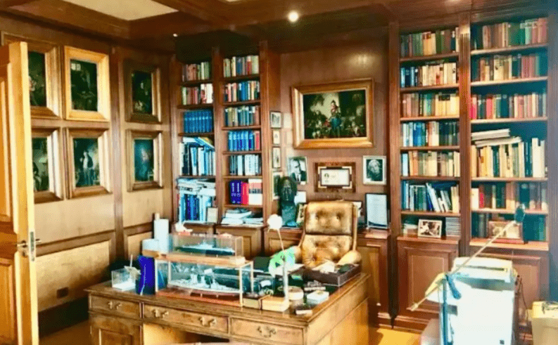 Exclusiva Casa En Santa María Manquehue