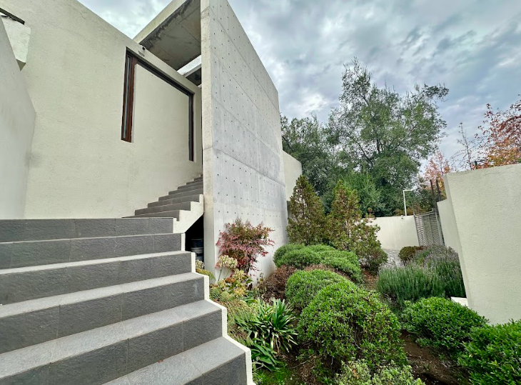 Casa Mediterránea Muy Moderna, En Los Trapenses