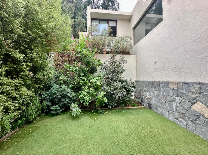 Casa Mediterránea Muy Moderna, En Los Trapenses