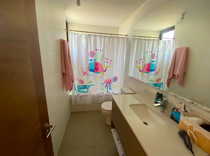 Estupenda Casa Mediterránea En Exclusivo Condominio