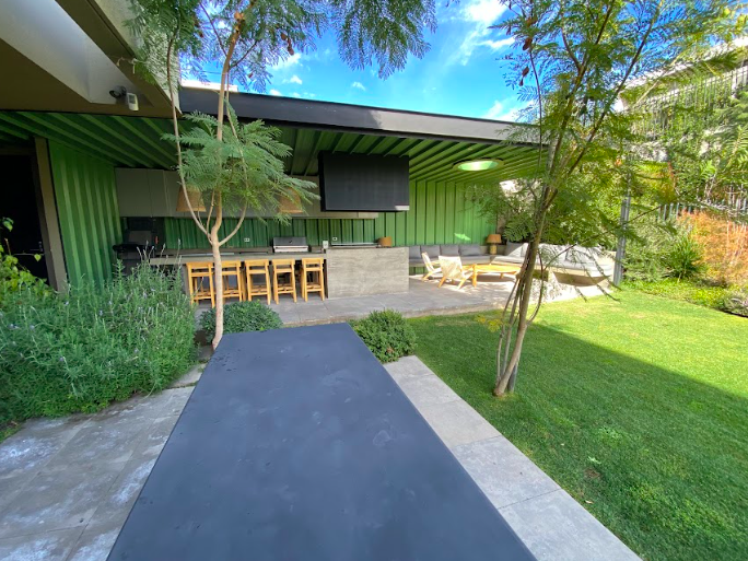 Estupenda Casa Mediterránea En Exclusivo Condominio