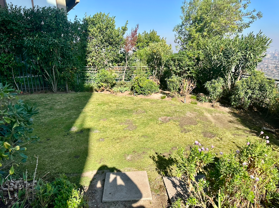 Departamento con jardín y  Vista Espectular en Locurro Vitacura