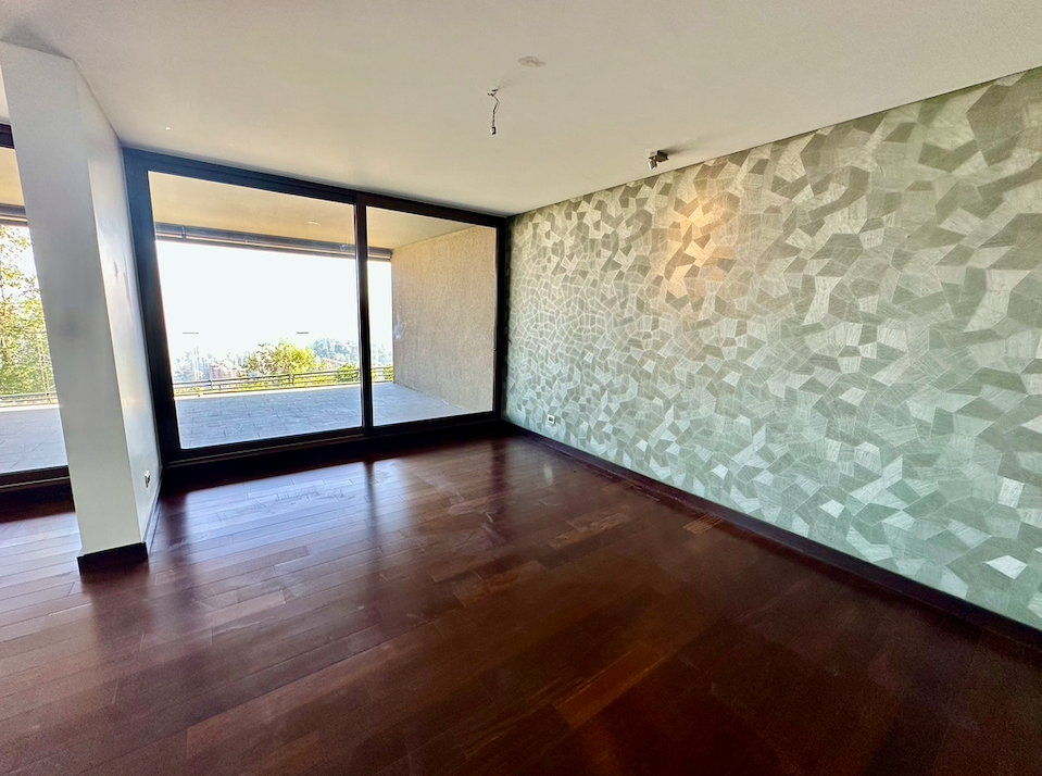 Departamento con jardín y  Vista Espectular en Locurro Vitacura