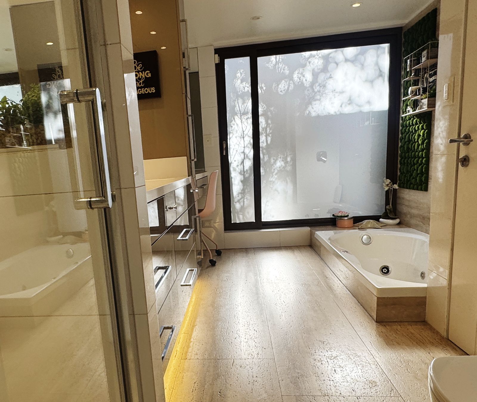 Exclusiva casa en Condominio Golf Lomas de La Dehesa