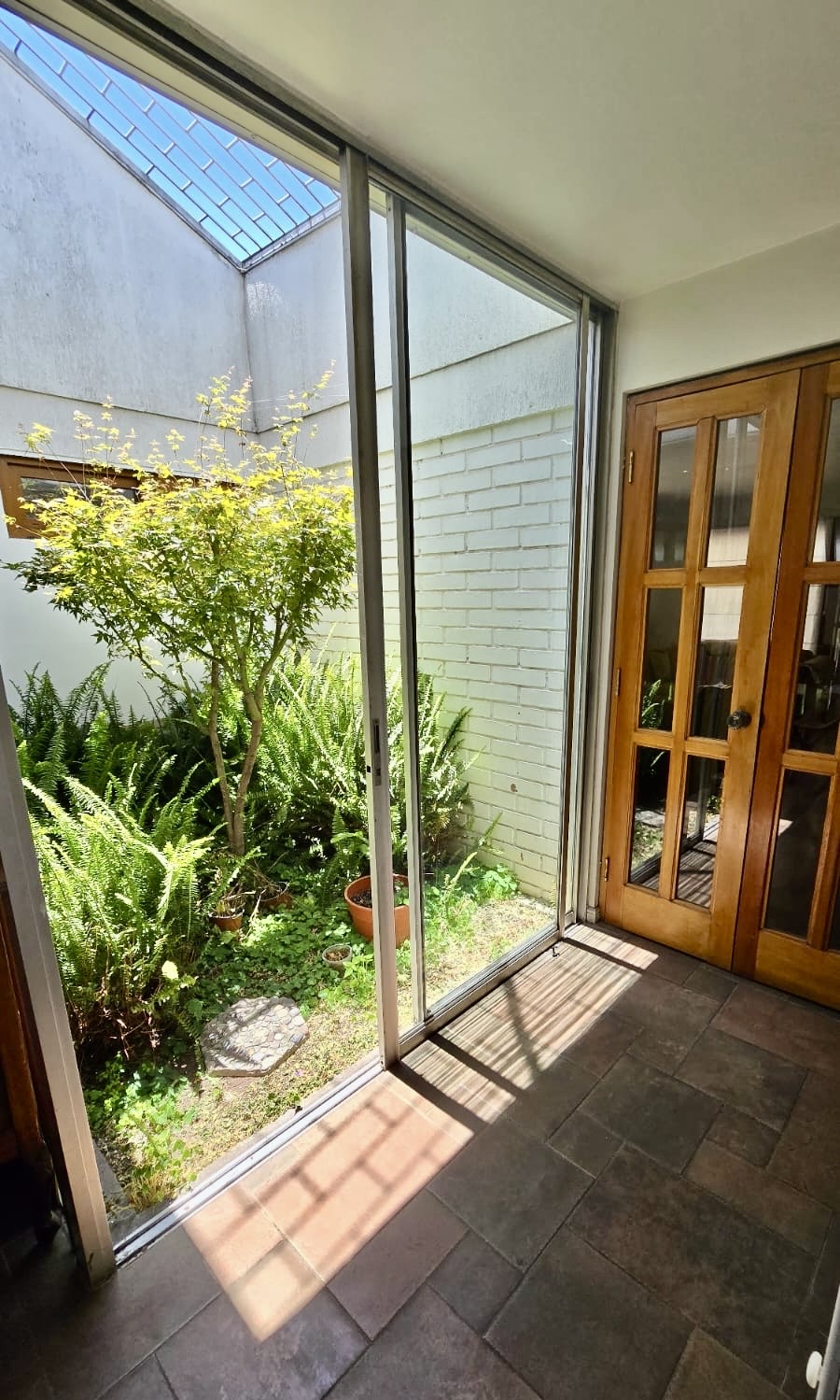 Preciosa Casa Completamente Remodelada En La Reina