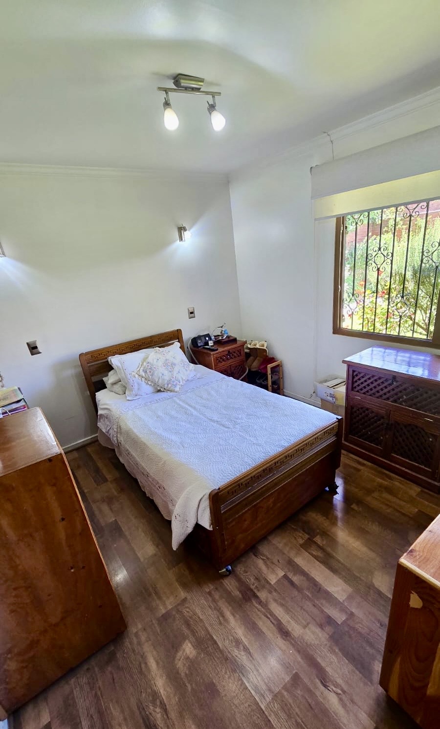 Preciosa Casa Completamente Remodelada En La Reina