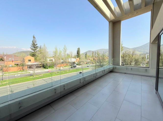 Espectacular Triplex con azotea, Cercano A Los Trapenses.