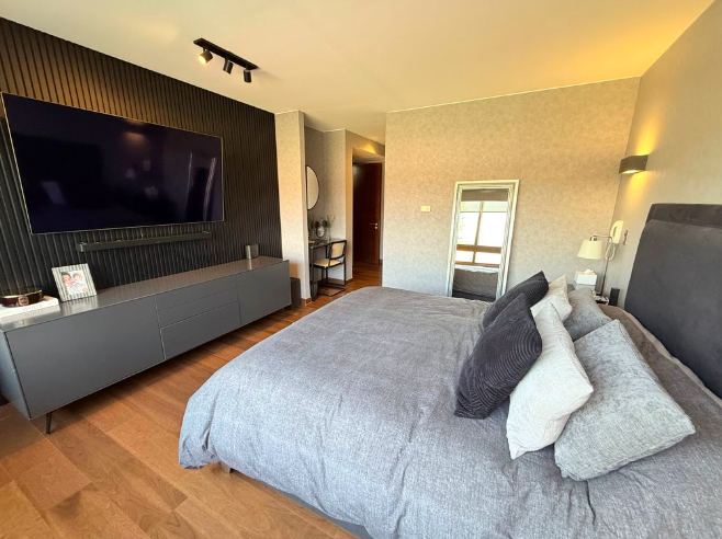 Espectacular Triplex con azotea, Cercano A Los Trapenses.