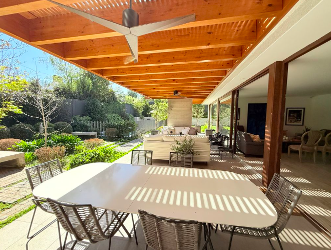 Exclusiva Casa En Condominio En San Carlos De Apoquindo