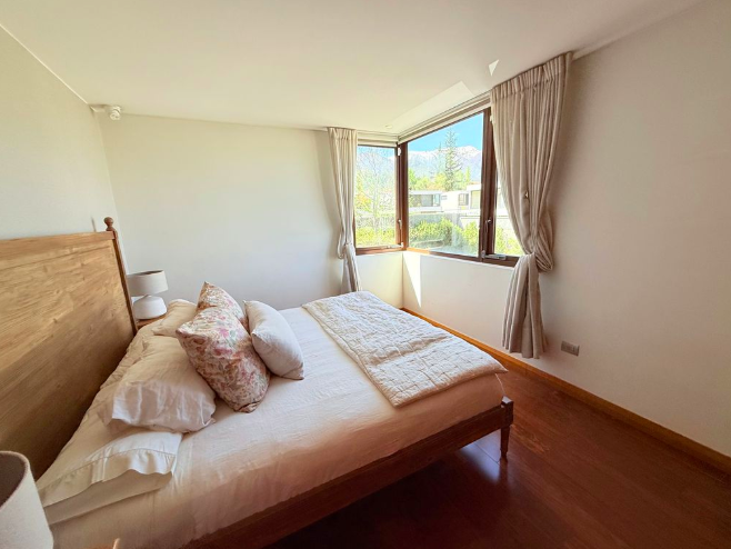 Exclusiva Casa En Condominio En San Carlos De Apoquindo