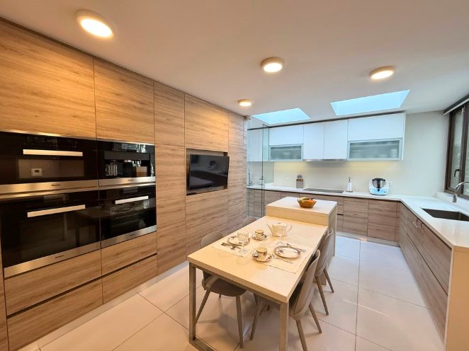 Exclusiva Casa En Condominio En San Carlos De Apoquindo