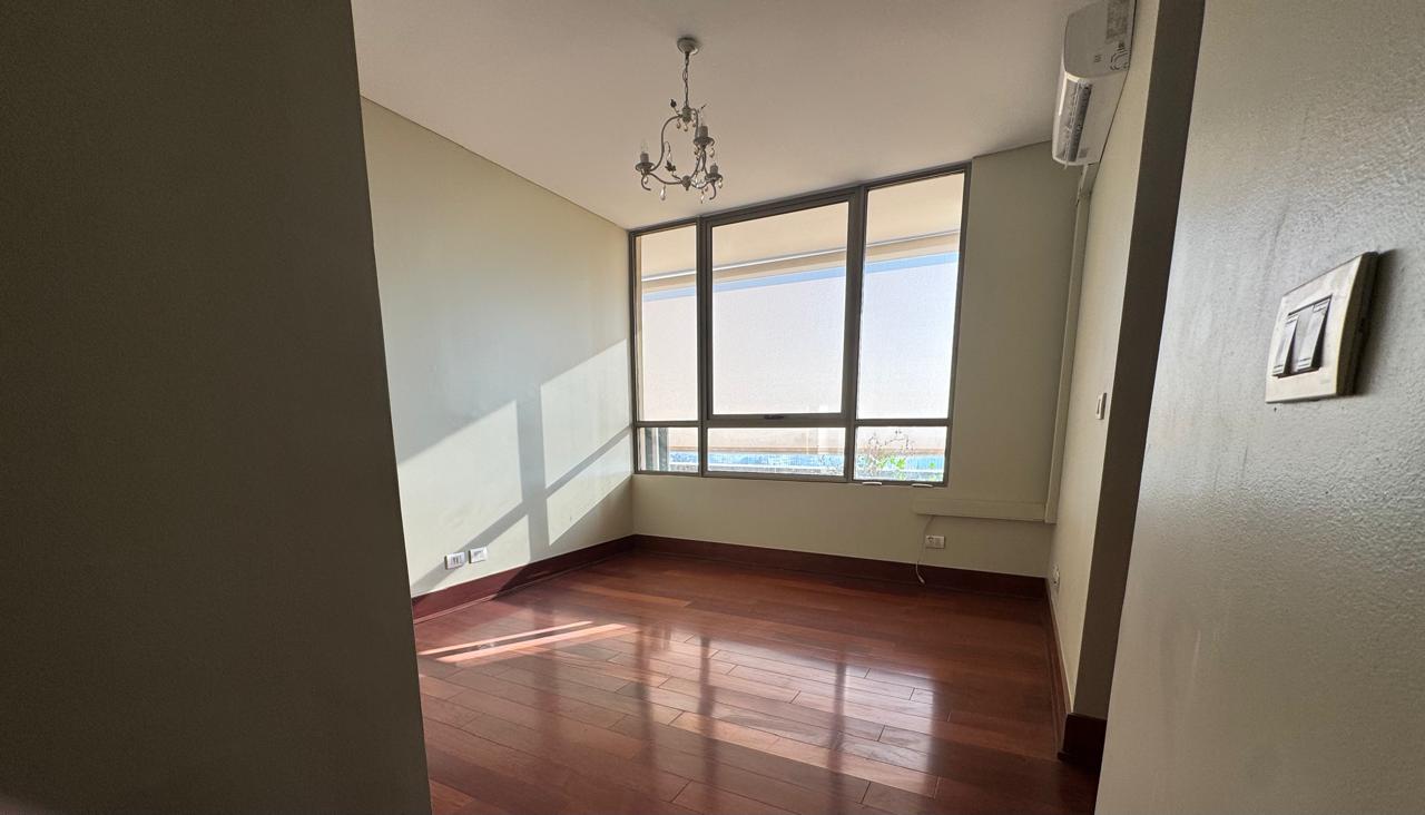 Espectacular Penthouse Sector Sport Frances