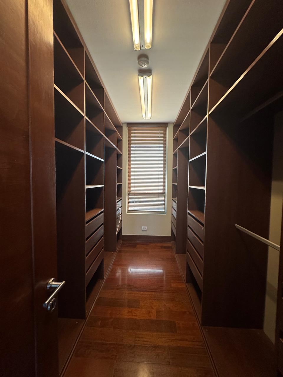 Espectacular Penthouse Sector Sport Frances