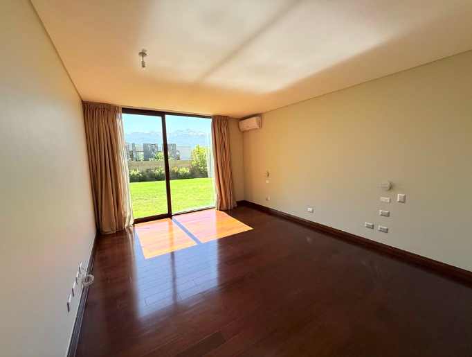 Casa En Arriendo En Los Trapenses EN EXCLUSIVO CONDOMINIO