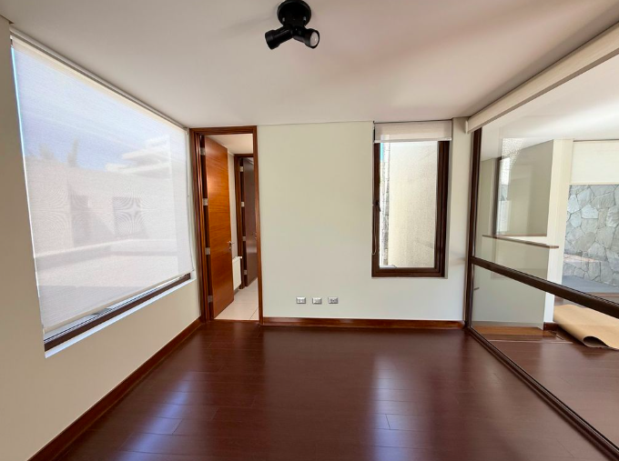 Casa En Arriendo En Los Trapenses EN EXCLUSIVO CONDOMINIO