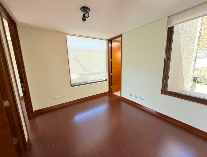 Casa En Arriendo En Los Trapenses EN EXCLUSIVO CONDOMINIO
