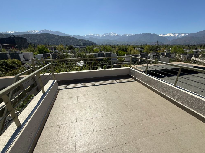 Casa En Arriendo En Los Trapenses EN EXCLUSIVO CONDOMINIO