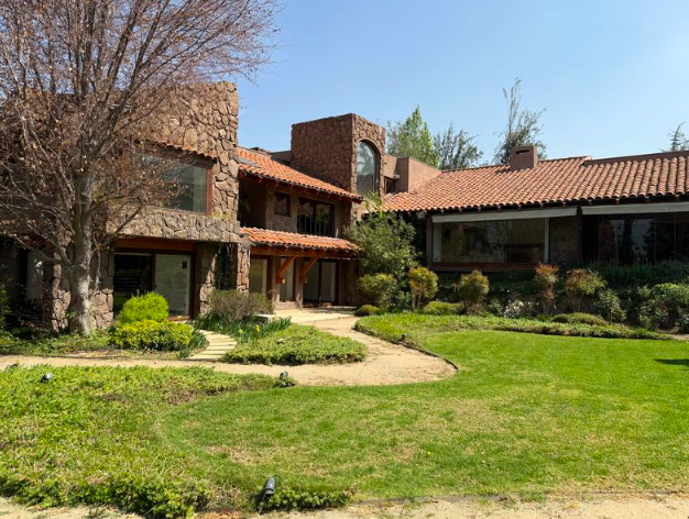 Casa en Venta – arriendo En Club De Golf Lomas De La Dehesa