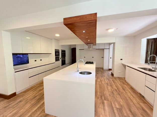 Casa en Venta – arriendo En Club De Golf Lomas De La Dehesa