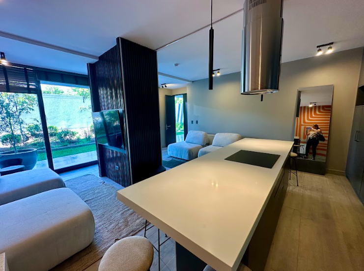 Estupendo Depto. Duplex Con Roostop Equipado En Vitacura