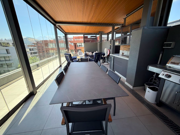 Estupendo Depto. Duplex Con Roostop Equipado En Vitacura