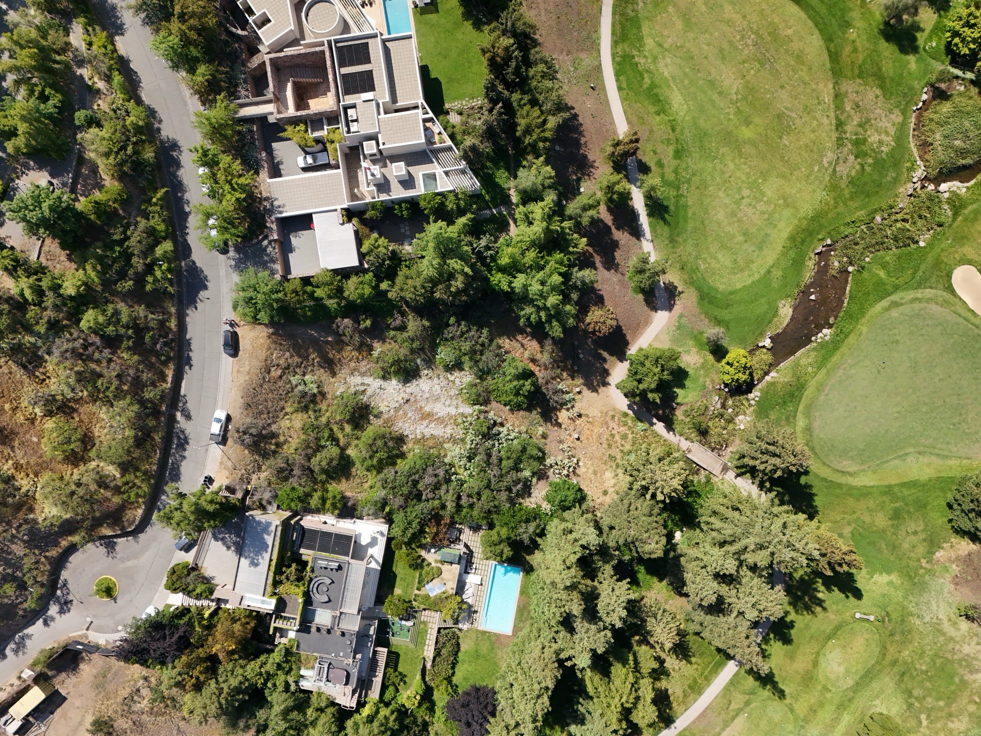 VENTA TERRENO CUENTA CON PROYECTO APROBADO