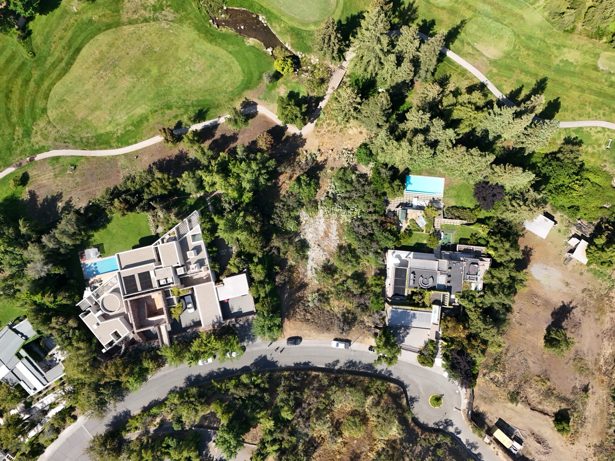 VENTA TERRENO CUENTA CON PROYECTO APROBADO