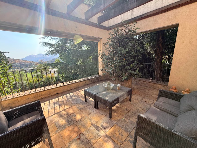 CASA VENTA – ARRIENDO I VALLE ESCONDIDO