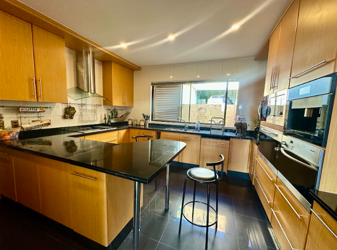 CASA VENTA – ARRIENDO I VALLE ESCONDIDO