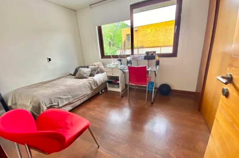 CASA MEDITERRANEA CERCANA A MANQUEHUE ORIENTE – LA DEHESA