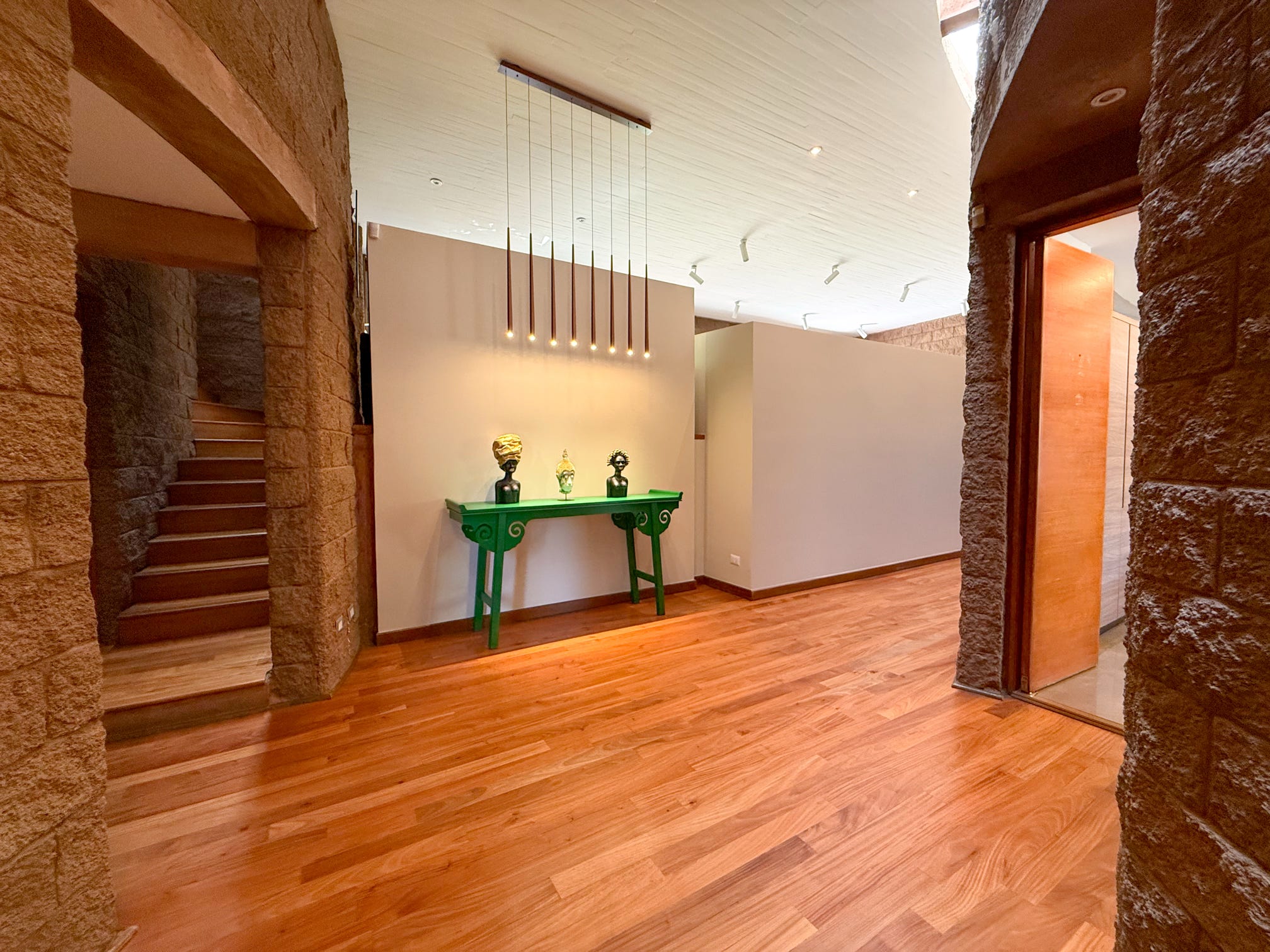 Espectacular Casa En Arriendo – La Dehesa I Las Pataguas