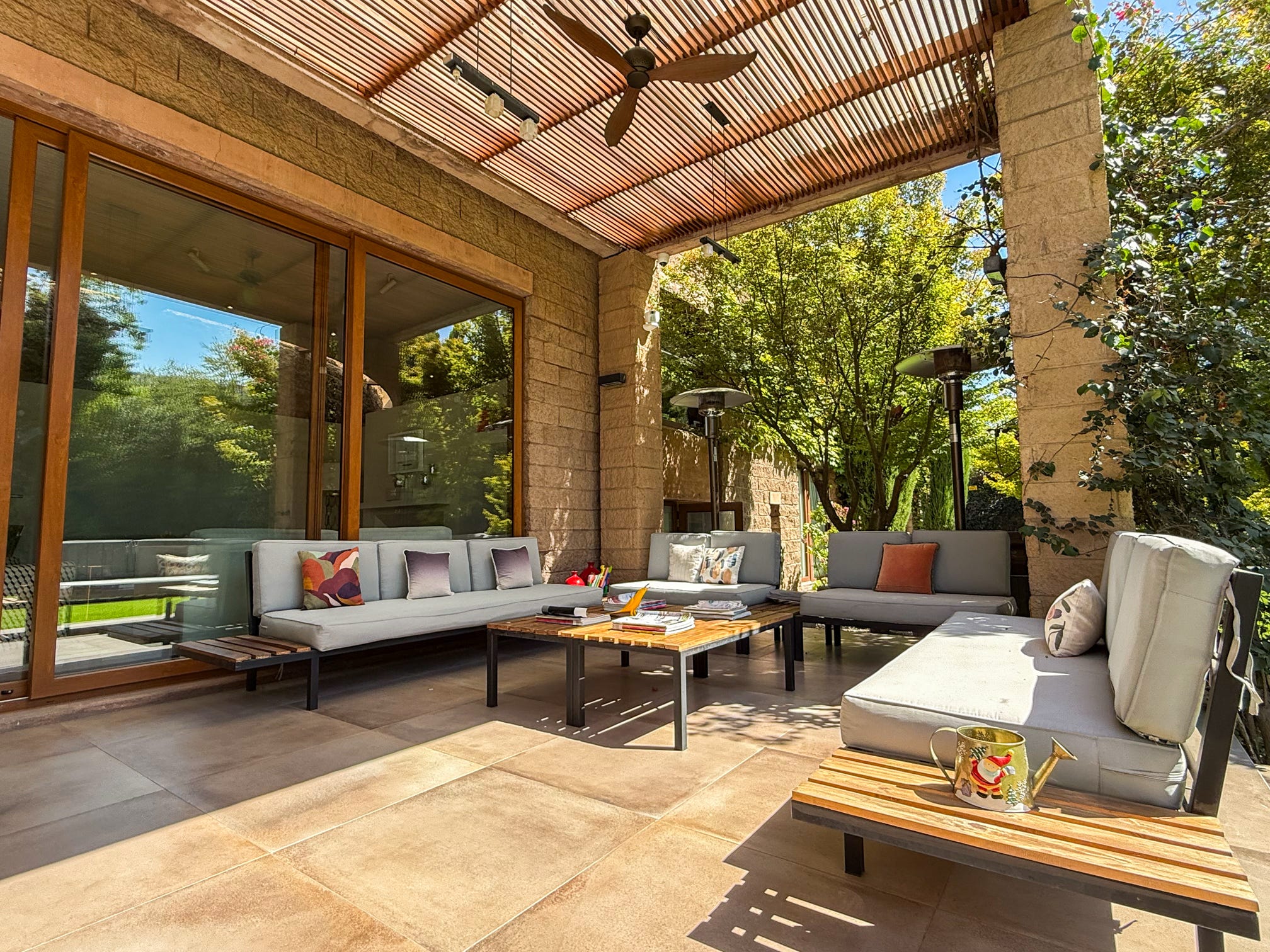 Espectacular Casa En Arriendo – La Dehesa I Las Pataguas