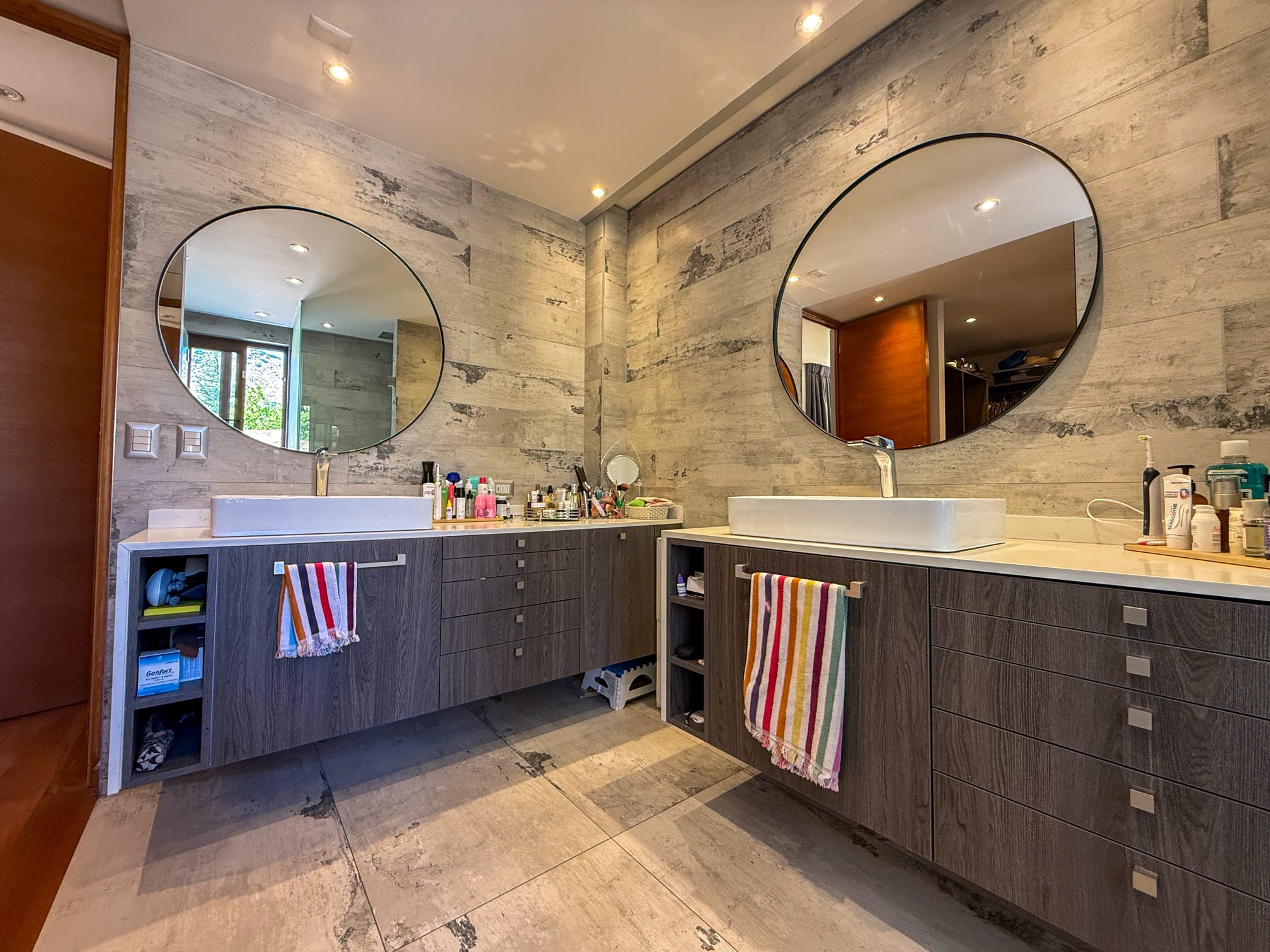 Espectacular Casa En Arriendo – La Dehesa I Las Pataguas
