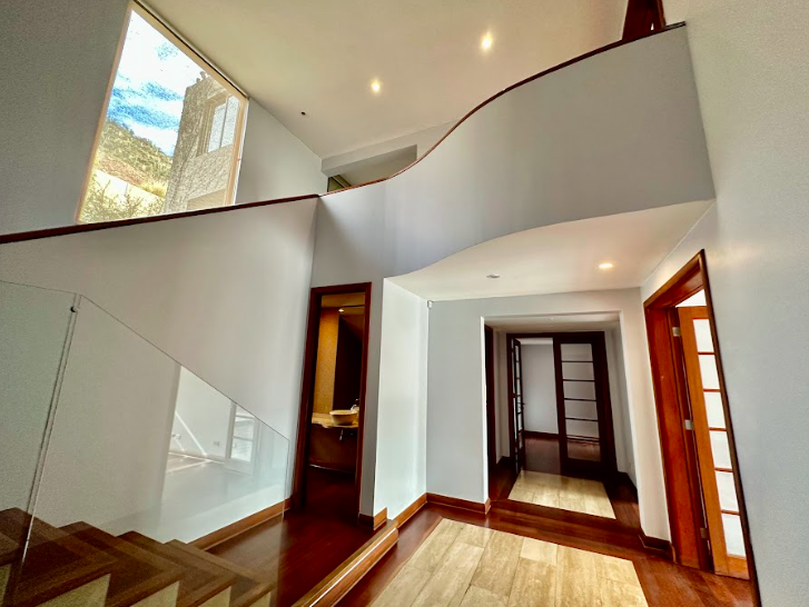 Increible Y Elegante Departamento Duplex Con Jardín Propio