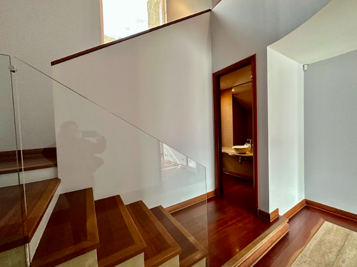 Increible Y Elegante Departamento Duplex Con Jardín Propio