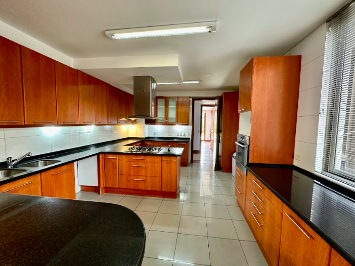 Increible Y Elegante Departamento Duplex Con Jardín Propio