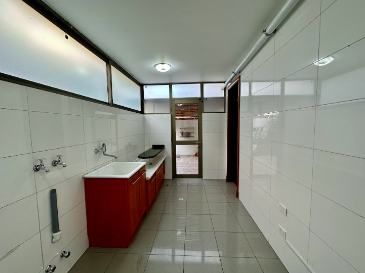 Increible Y Elegante Departamento Duplex Con Jardín Propio