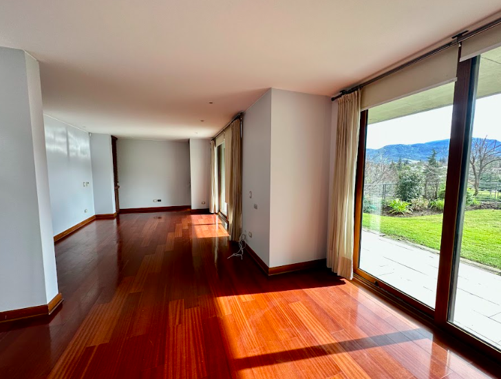 Increible Y Elegante Departamento Duplex Con Jardín Propio