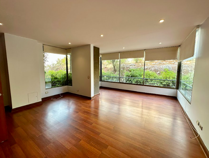 Increible Y Elegante Departamento Duplex Con Jardín Propio