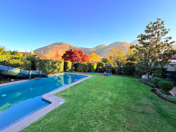Preciosa Casa A Pasos De Santiago College, Everest, Newland