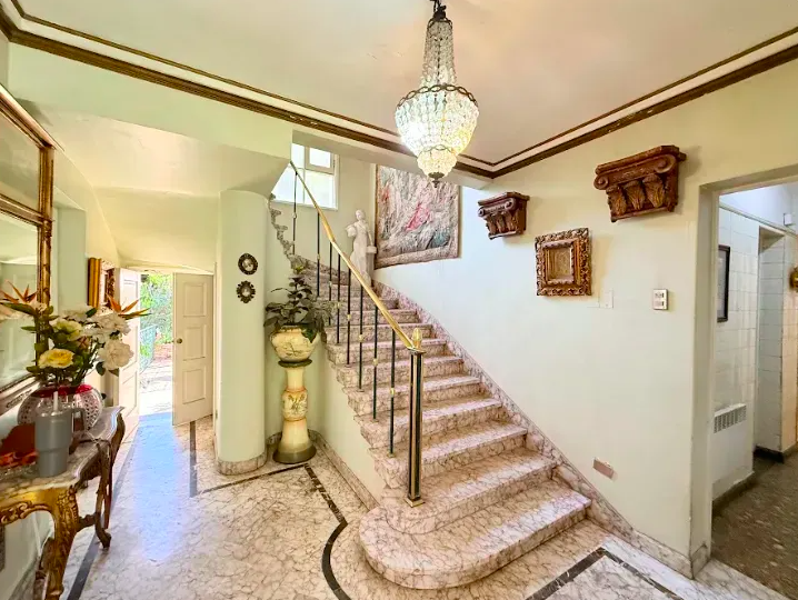 Casa Residencial I Comercial Ideal Para Remodelar En El Golf