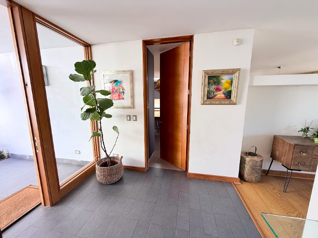 Casa Remodelada Sector Los Trapenses
