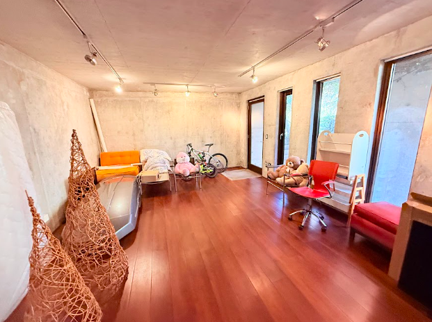 Espectacular casa mediterránea en Condominio con arquitectura moderna
