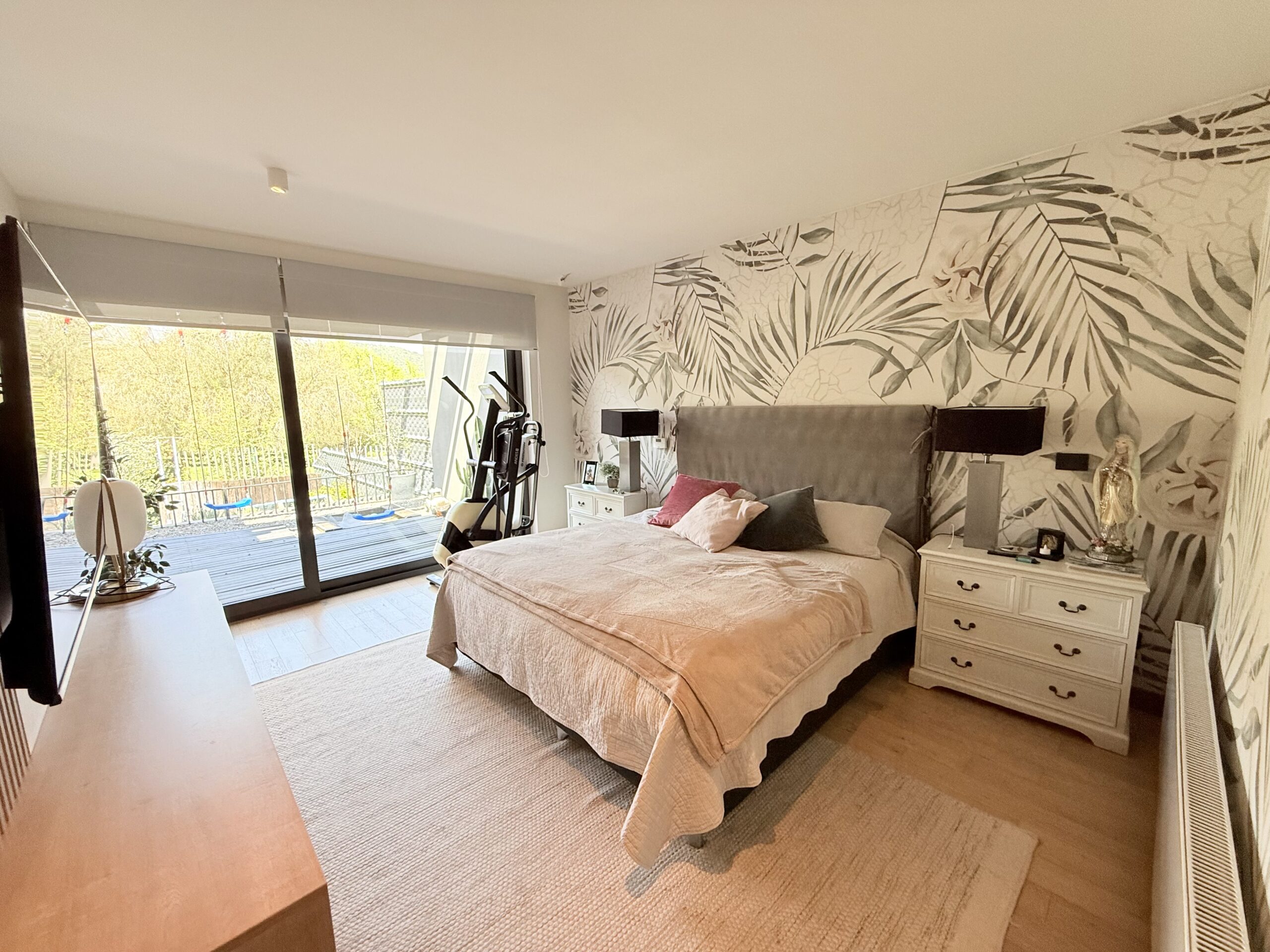 Arriendo Casa La Dehesa I Nido De Aguilas – Mayflower