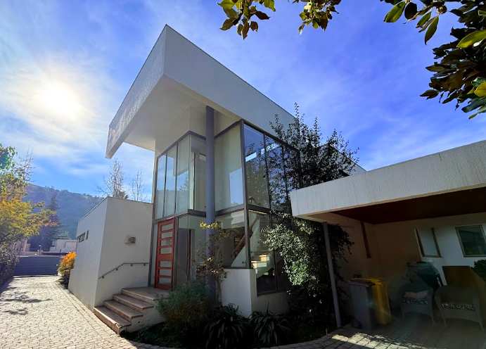 Impecable Y Muy Luminosa Casa En Santuario Del Valle