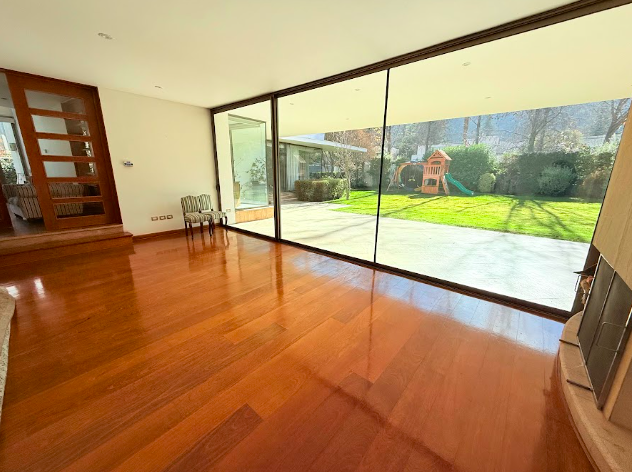 Impecable Y Muy Luminosa Casa En Santuario Del Valle